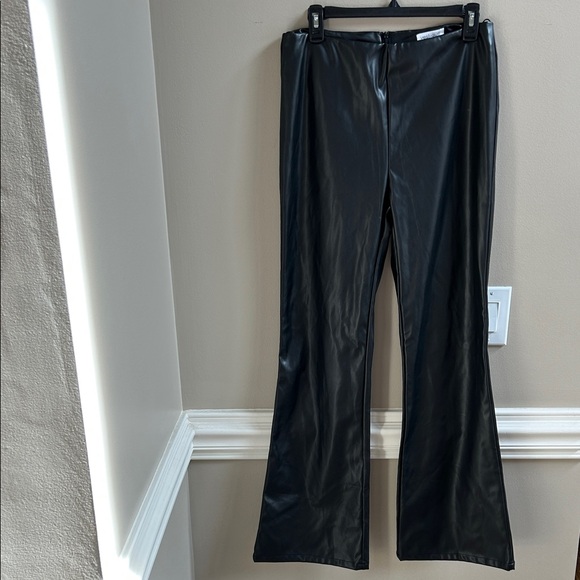 Vestique Pants - Vestique Black Rockstar Glam Pants Faux Leather Size Large NWT